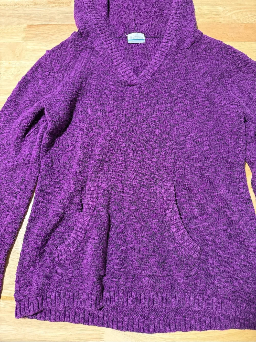 Columbia Women’s Medium Purple Hooded Sweater Pullover Kangaroo Pocket